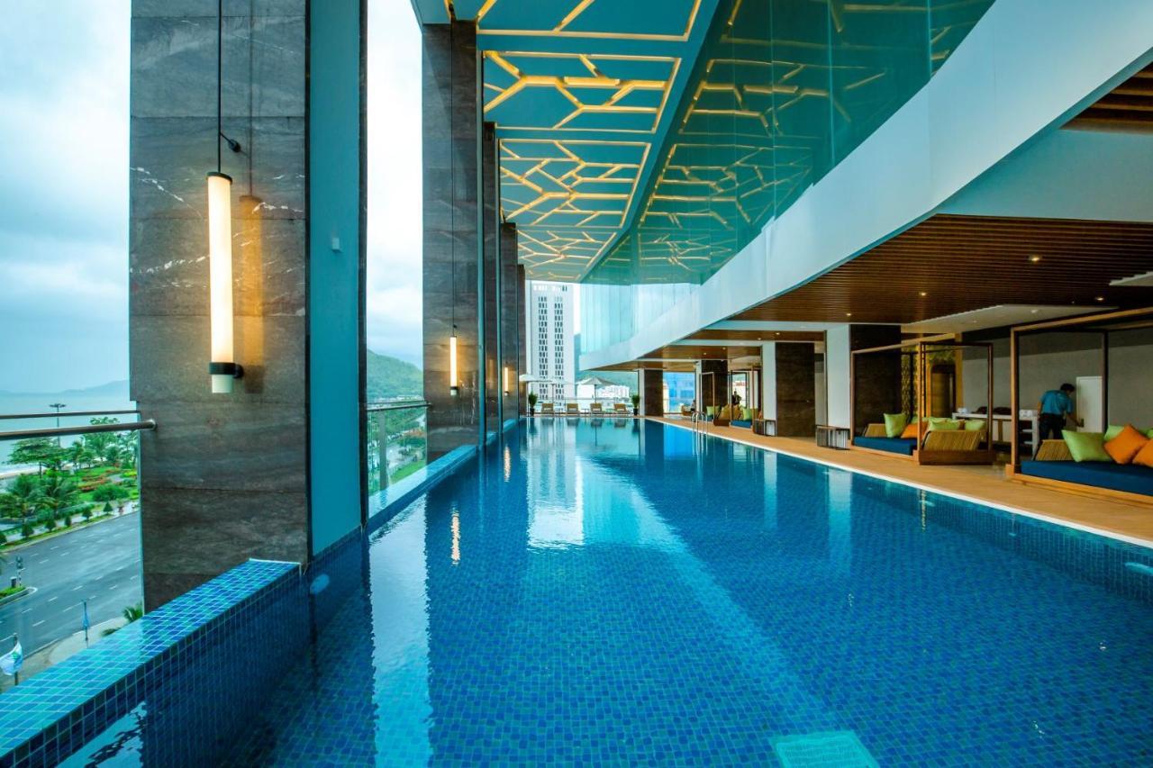 Flc City Hotel Beach Куїнон Екстер'єр фото